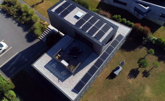 Installation-Panneaux-Photovoltaiques-ID-Interactive-Vannes-Circuit-Court Energie