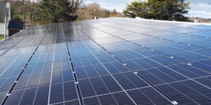 Panneaux-Solaires-Usine-Morbihan-Circuit-Court-Energie