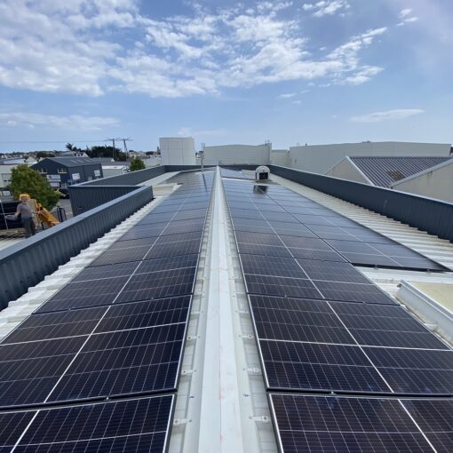 Chantier-installation-photovoltaique-pour-Professionnel-Quiberon-CCE
